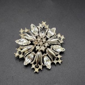 Trifari Pre 1955 Alfred Philipee Costume Brooch